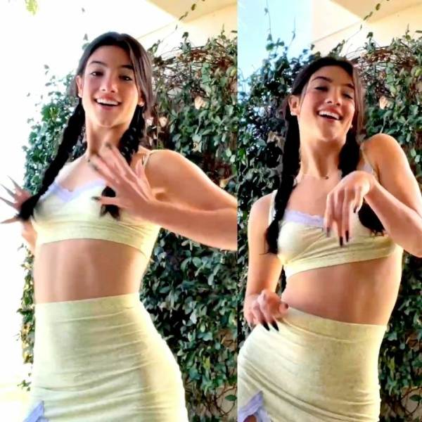 Charli D’Amelio Midriff Skirt Quick Dance Video Leaked - Usa on dochick.com