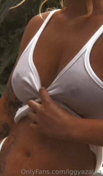 Iggy Azalea Nude See-Through Pool Onlyfans Video Leaked - Usa - Australia on dochick.com