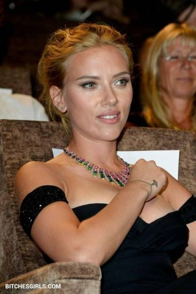 Scarlett Johansson Nude Celebrities - Scarlett Celebrities Leaked Nude Video on dochick.com
