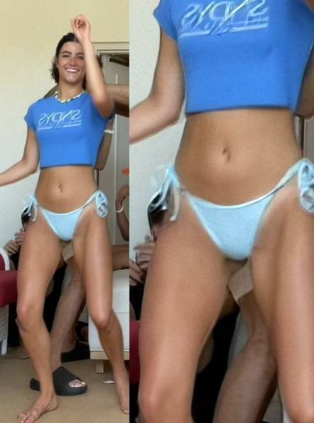 Charli D 19Amelio Bikini Camel Toe Video Leaked - Usa on dochick.com