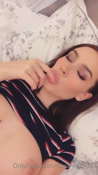 Luxury Girl Nude Masturbation Selfie OnlyFans Video Leaked - Russia on dochick.com