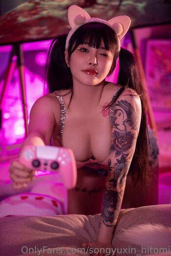 Hitomi Songyuxin / Lindsay78690789 / hitomi_official / songyuxin_hitomi Nude on dochick.com